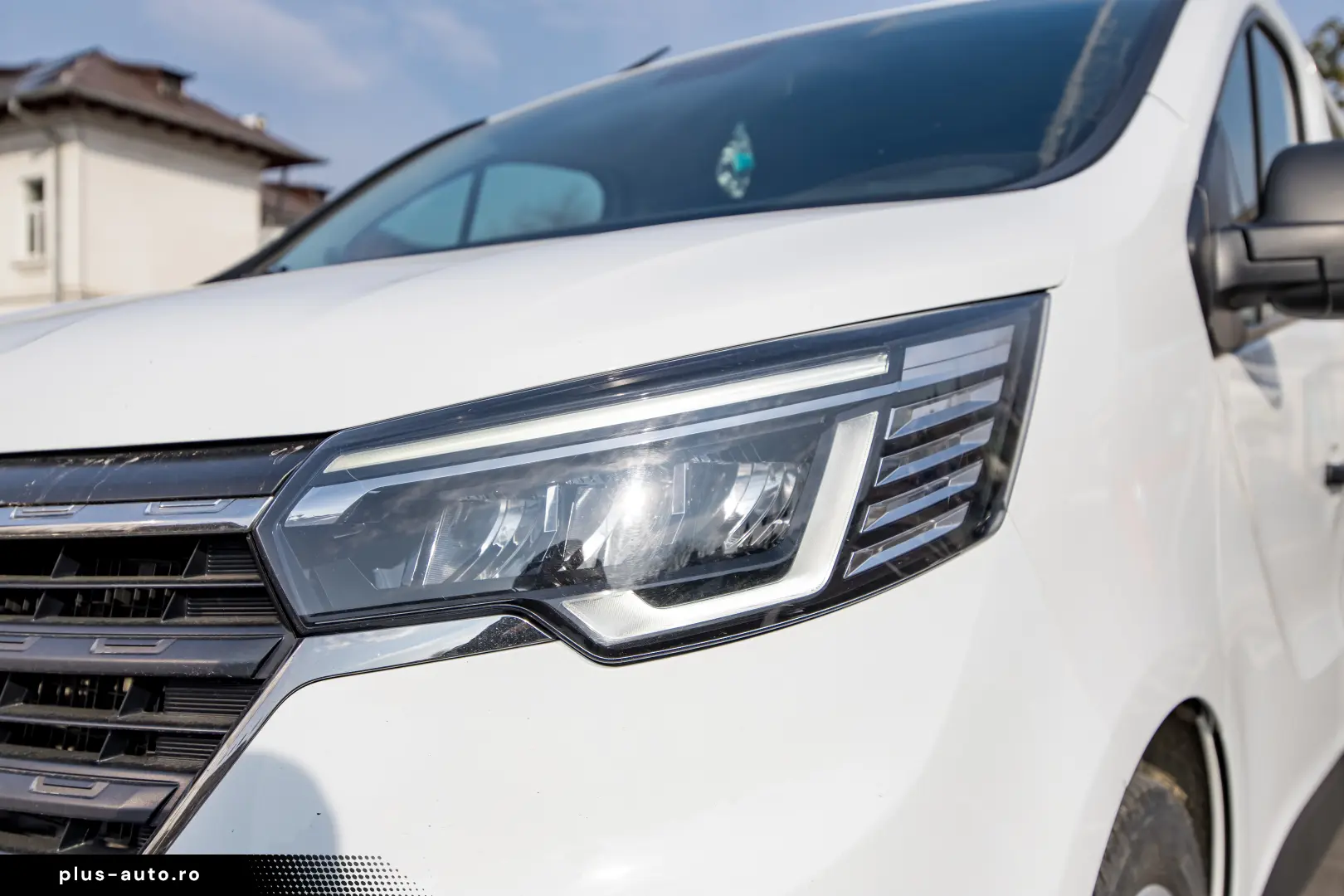 Renault Trafic L2H1 8 1 locuri Authentique