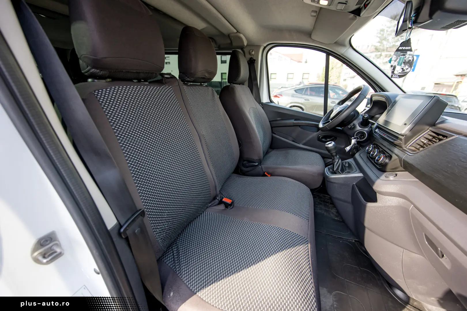 Renault Trafic L2H1 8 1 locuri Authentique