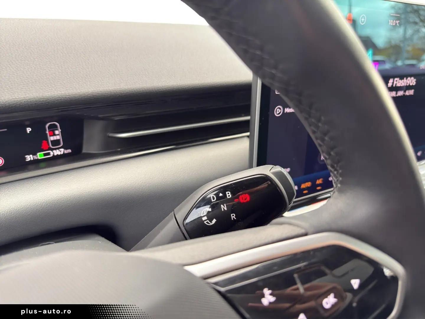 VW ID.7 Tourer Pro   PANO   MATRIX-LED   ACC