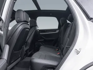 Porsche Cayenne Panorama BOSE Servolenkung Plus