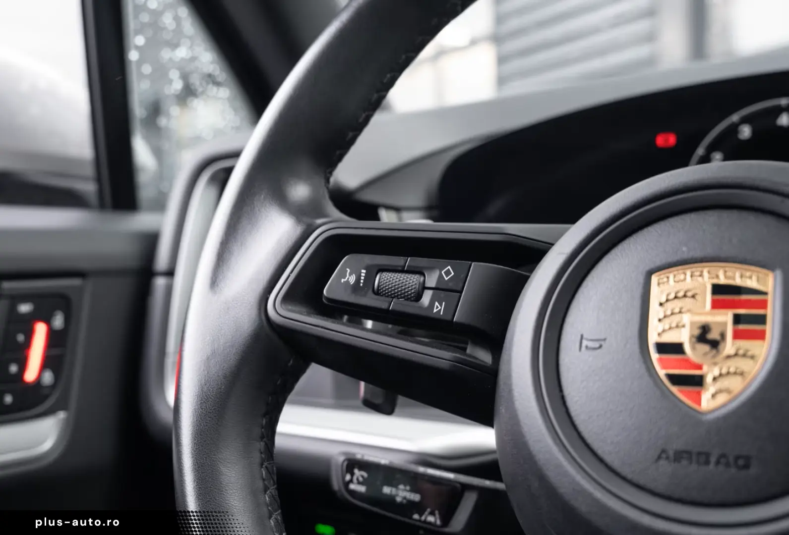 Porsche Cayenne Panorama BOSE Servolenkung Plus