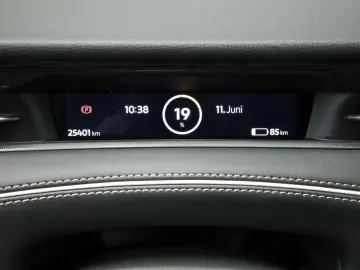 VW ID.7 Tourer Pro 210 kW (286 PS) 77 kWh 1 -Gang-A