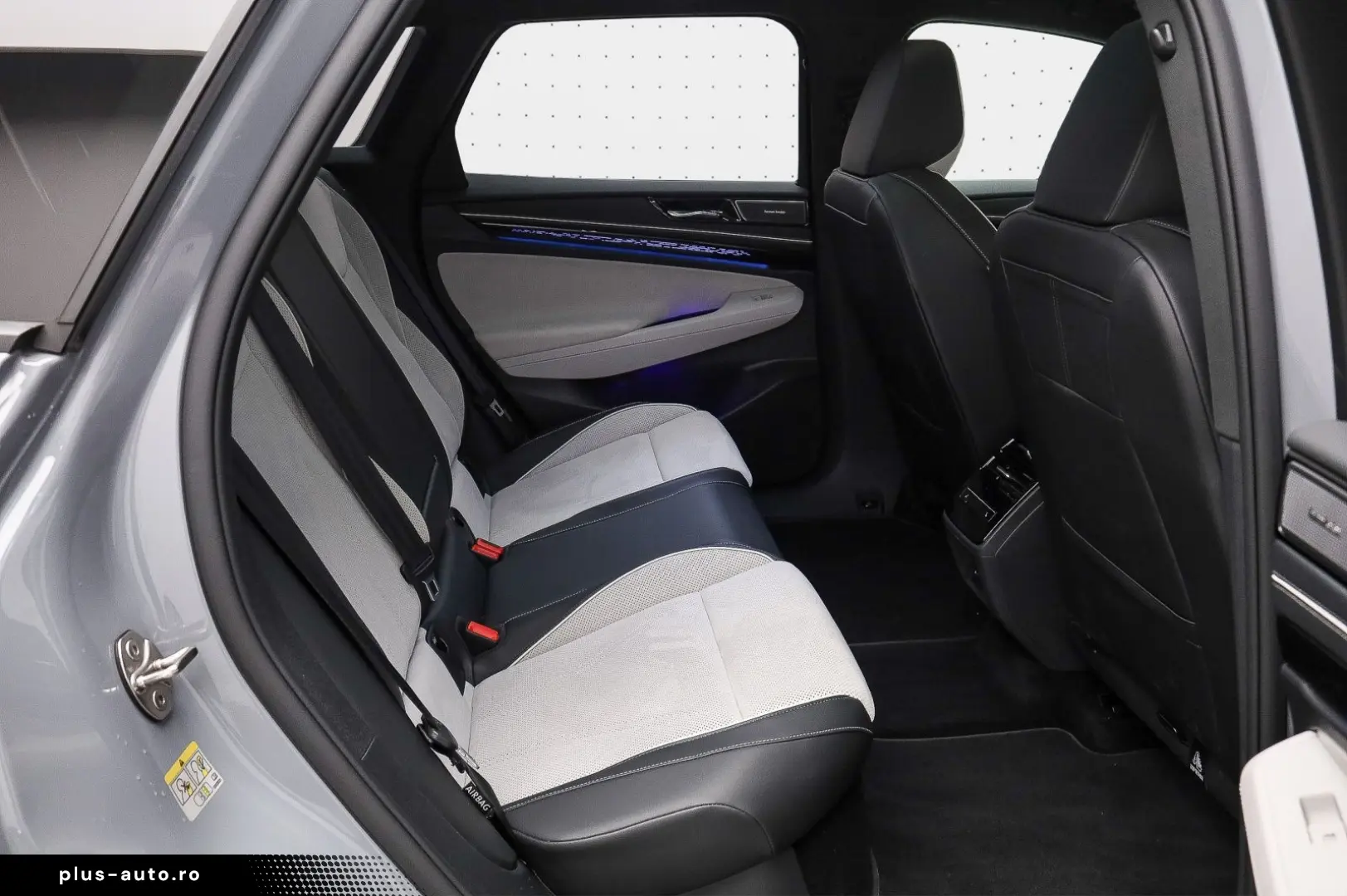 VW ID.7 Tourer Pro 210 kW (286 PS) 77 kWh 1 -Gang-A