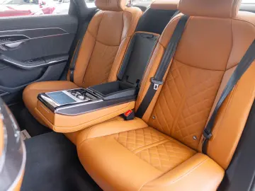 Audi A8 L 60 TFSI e quattro Tiptronic