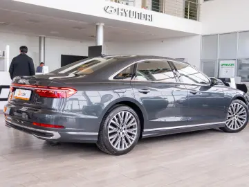 Audi A8 L 60 TFSI e quattro Tiptronic