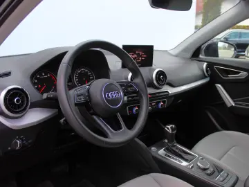 Audi Q2 35 TFSI S tronic S Line