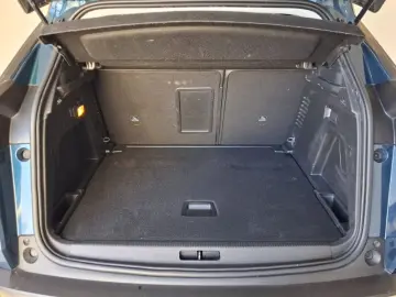 PEUGEOT 3008 1.5 BlueHDi 130CP Active Pack EAT8 S&S