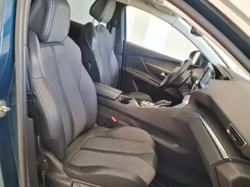 PEUGEOT 3008 1.5 BlueHDi 130CP Active Pack EAT8 S&S