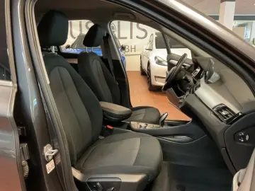 BMW X1 sDrive 16d Advantage LED Navi