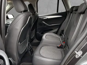 BMW X1 sDrive18i Aut. Sport Line