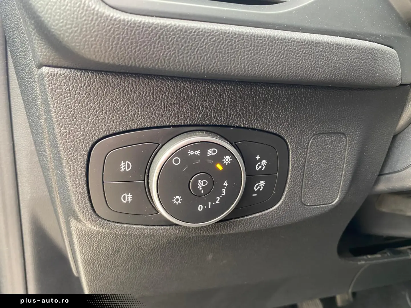 Ford Focus 1.0 EcoBoost MHEV Connected