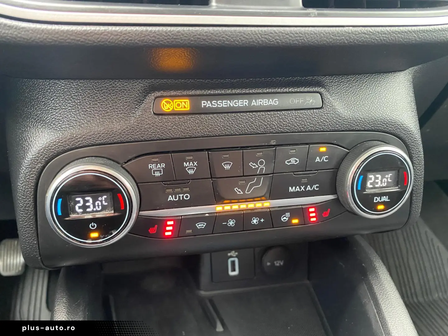 Ford Focus 1.0 EcoBoost MHEV Connected