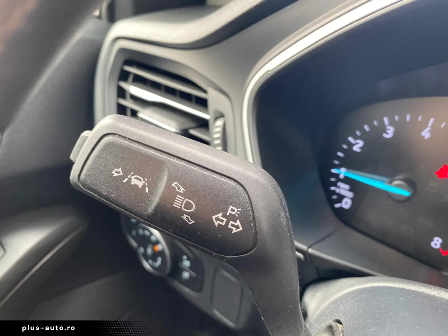 Ford Focus 1.0 EcoBoost MHEV Connected