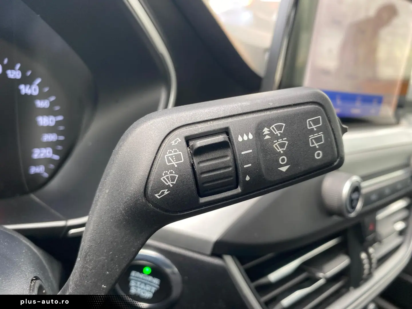 Ford Focus 1.0 EcoBoost MHEV Connected