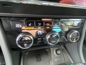 Skoda Superb 1.4 TSI PHEV Style