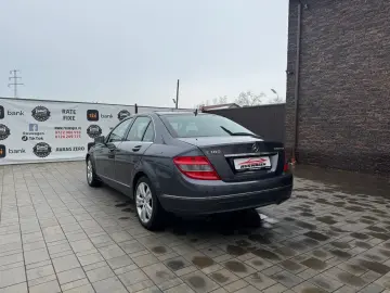 Mercedes-Benz C180 2010