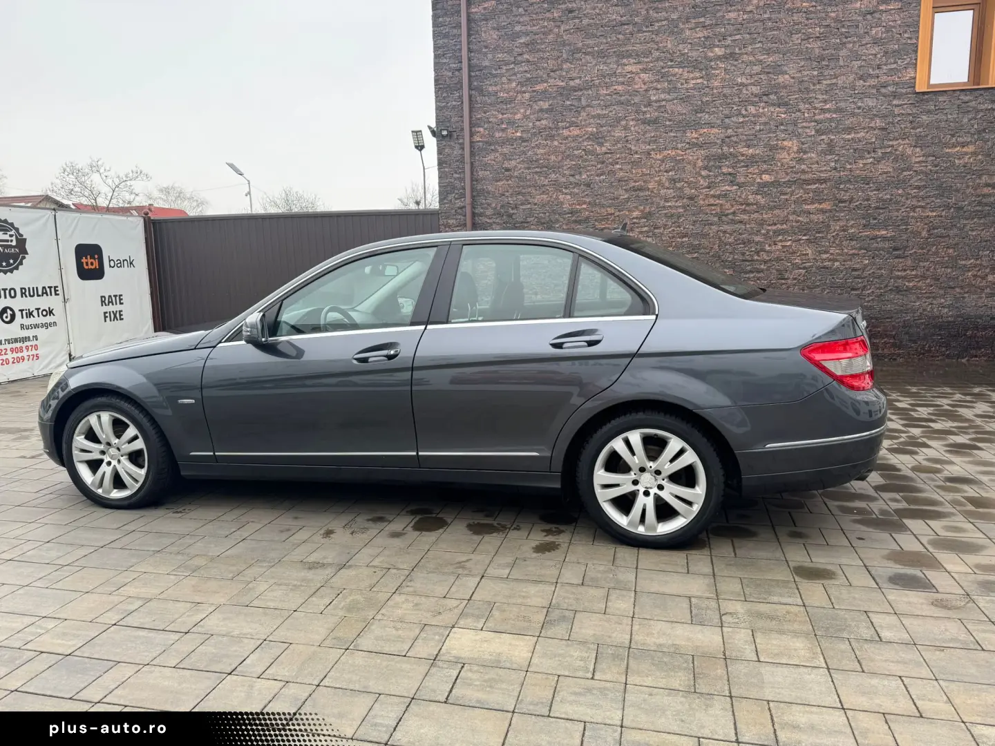 Mercedes-Benz C180 2010