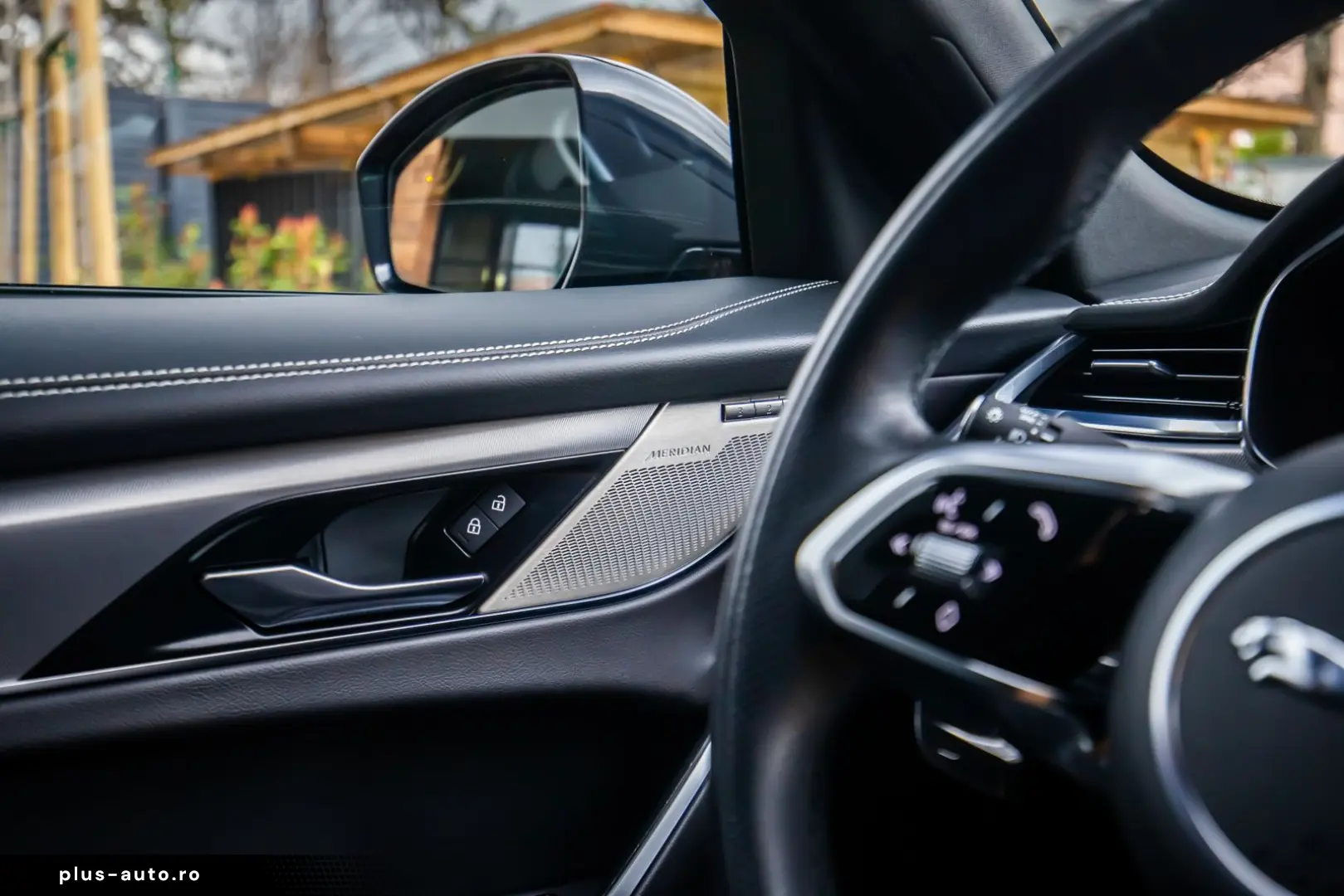 Jaguar F- Pace P250 R-Dynamic  SE