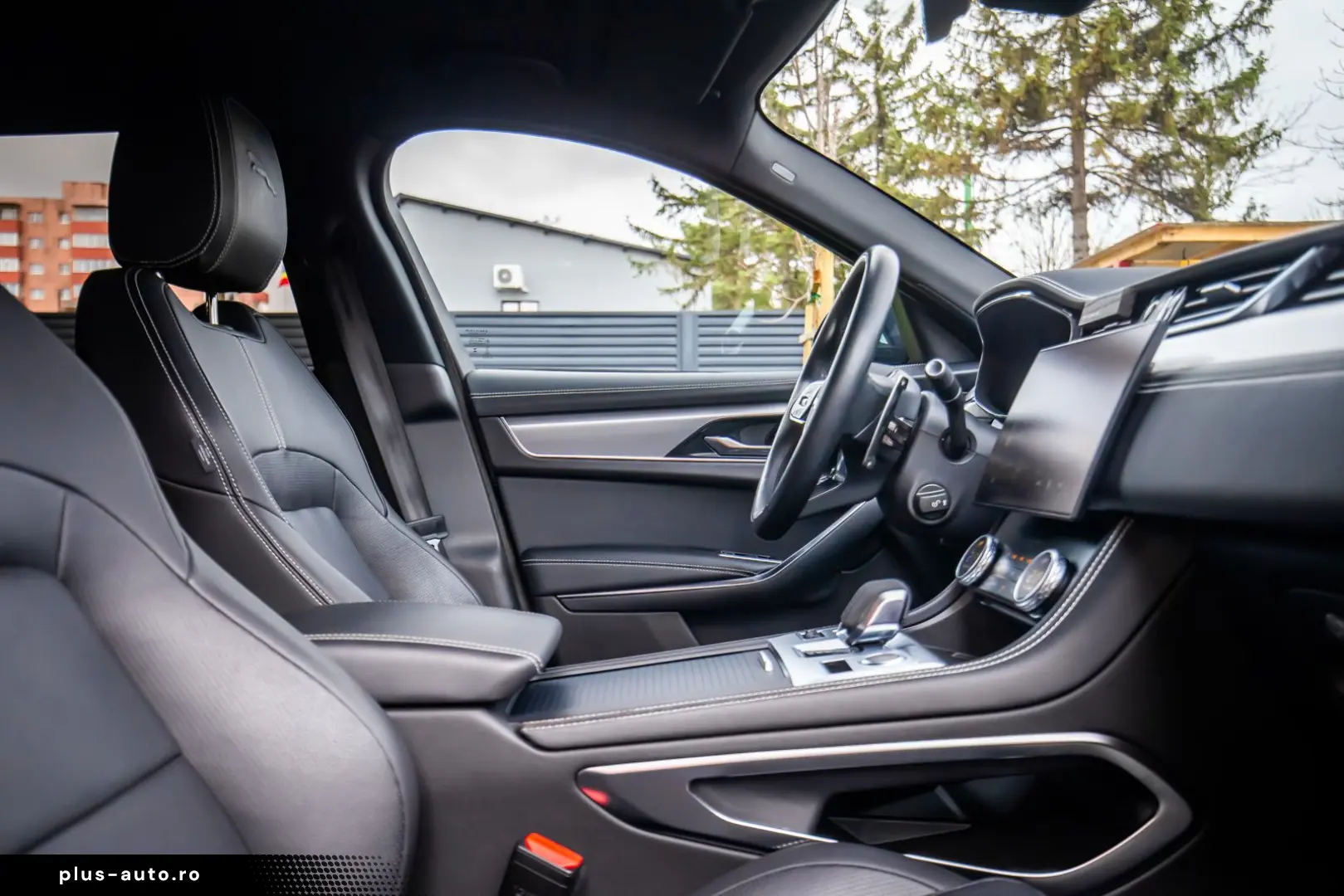 Jaguar F- Pace P250 R-Dynamic  SE