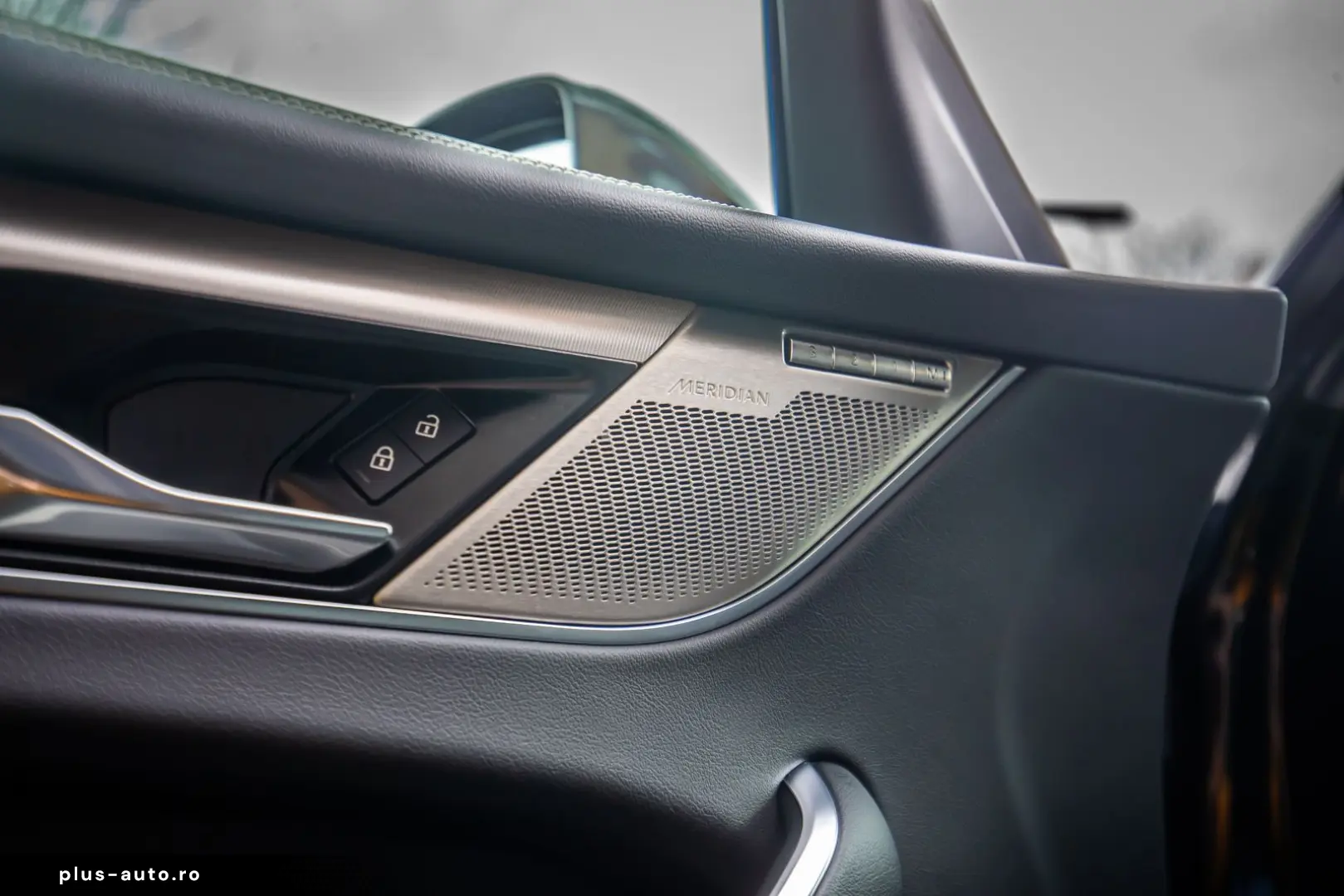 Jaguar F- Pace P250 R-Dynamic  SE