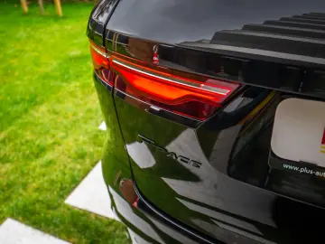 Jaguar F- Pace P250 R-Dynamic  SE