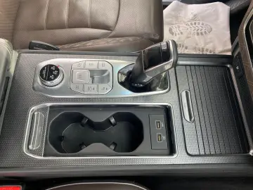 SsangYong REXTON G4 2.2 e-XDI 4WD Premium