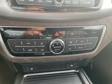 SsangYong REXTON G4 2.2 e-XDI 4WD Premium