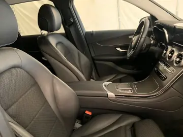 MERCEDES-BENZ GLC 300 e 4M AMG-Line
