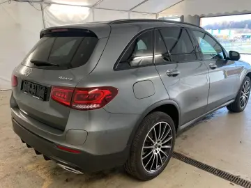 MERCEDES-BENZ GLC 300 e 4M AMG-Line