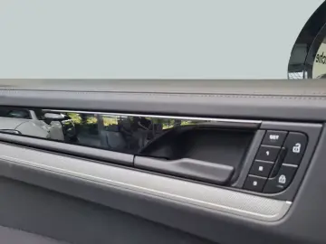 Porsche Cayenne InnoDrive Luftfederung 21-Zoll