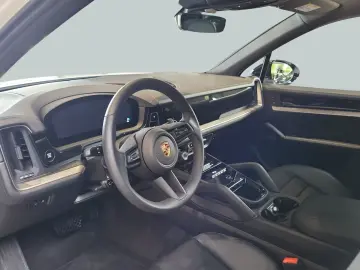 Porsche Cayenne InnoDrive Luftfederung 21-Zoll