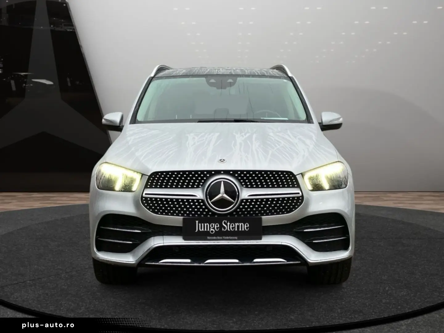 MERCEDES-BENZ GLE 400 d 4M AMG PANO AHK MULTIBEAM 360 MEMO