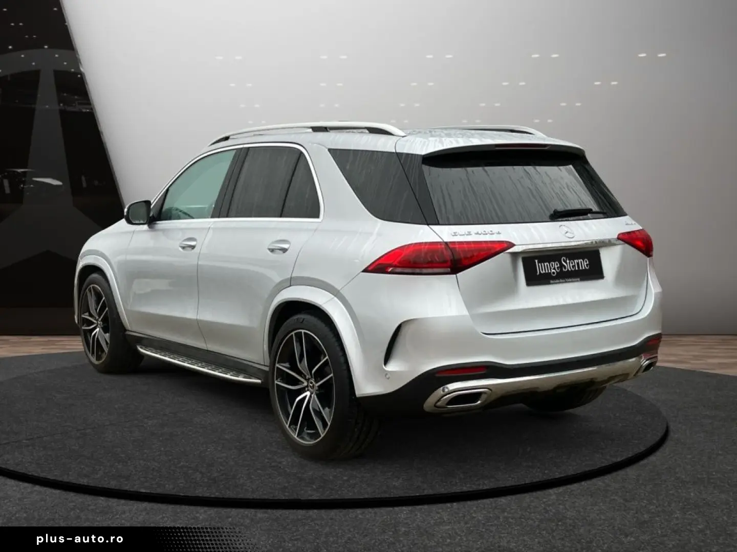 MERCEDES-BENZ GLE 400 d 4M AMG PANO AHK MULTIBEAM 360 MEMO