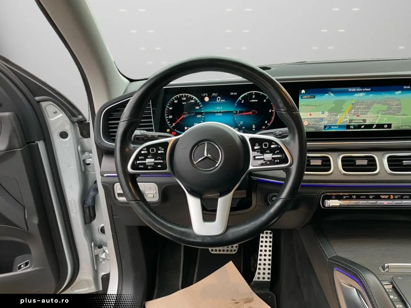 MERCEDES-BENZ GLE 400 d 4M AMG PANO AHK MULTIBEAM 360 MEMO