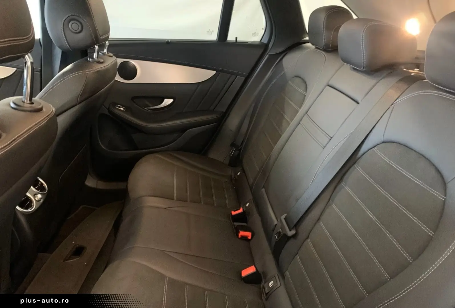 MERCEDES-BENZ GLC 300 e 4M 2x AMG Line