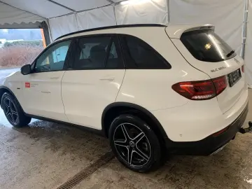 MERCEDES-BENZ GLC 300 e 4M 2x AMG Line