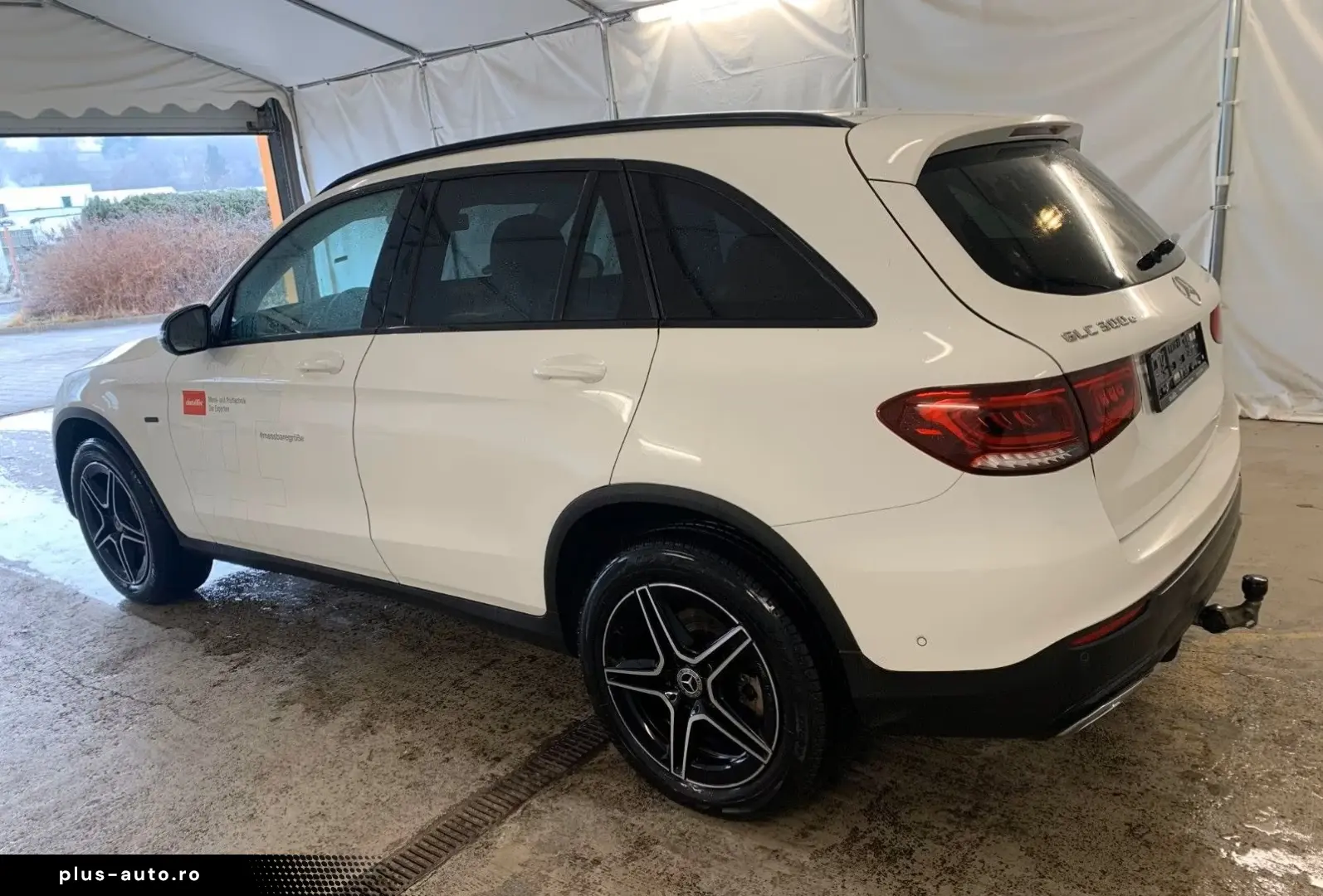 MERCEDES-BENZ GLC 300 e 4M 2x AMG Line