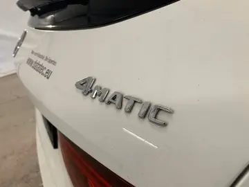 MERCEDES-BENZ GLC 300 e 4M 2x AMG Line