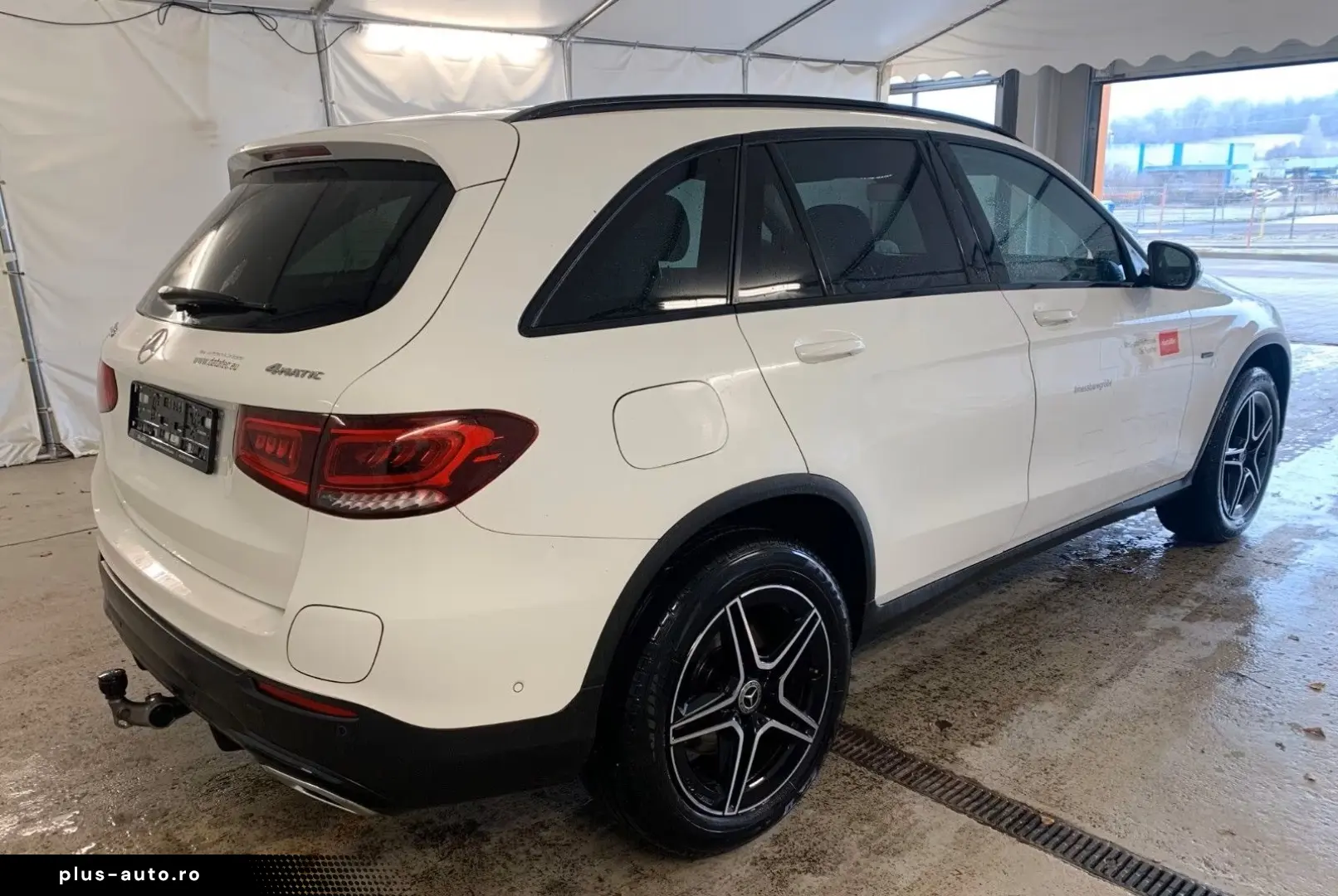 MERCEDES-BENZ GLC 300 e 4M 2x AMG Line