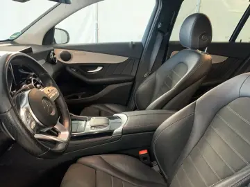 MERCEDES-BENZ GLC 300 e 4M 2x AMG Line
