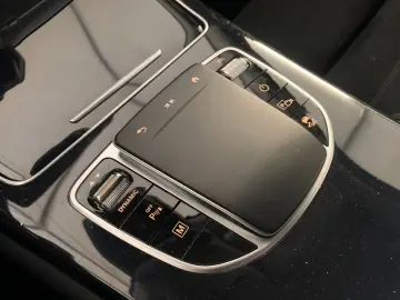 MERCEDES-BENZ GLC 300 e 4M 2x AMG Line