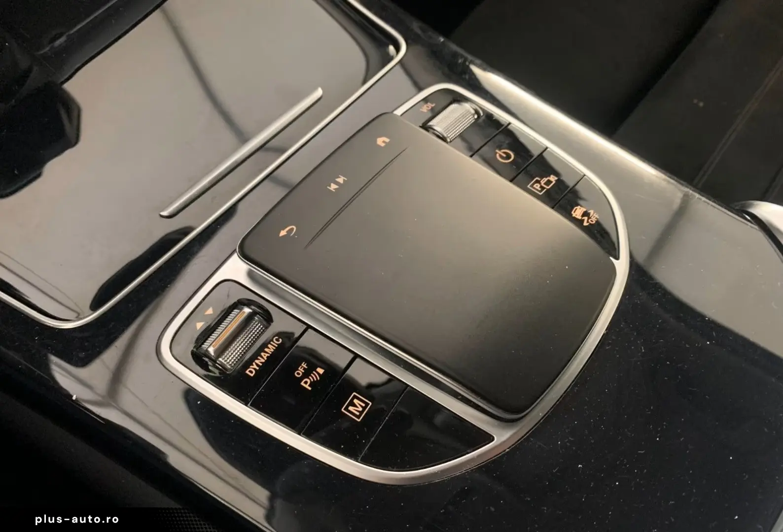 MERCEDES-BENZ GLC 300 e 4M 2x AMG Line