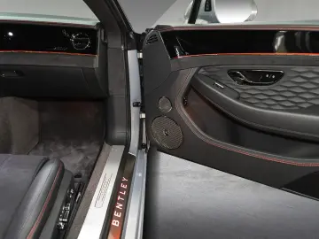 BENTLEY Continental GT Speed V8 Hybrid First Edition