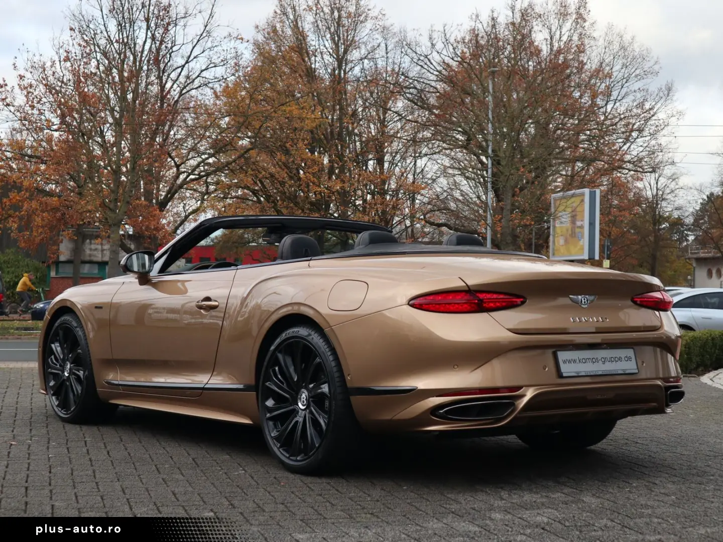 BENTLEY Continental GTC V8 Hybrid Mulliner