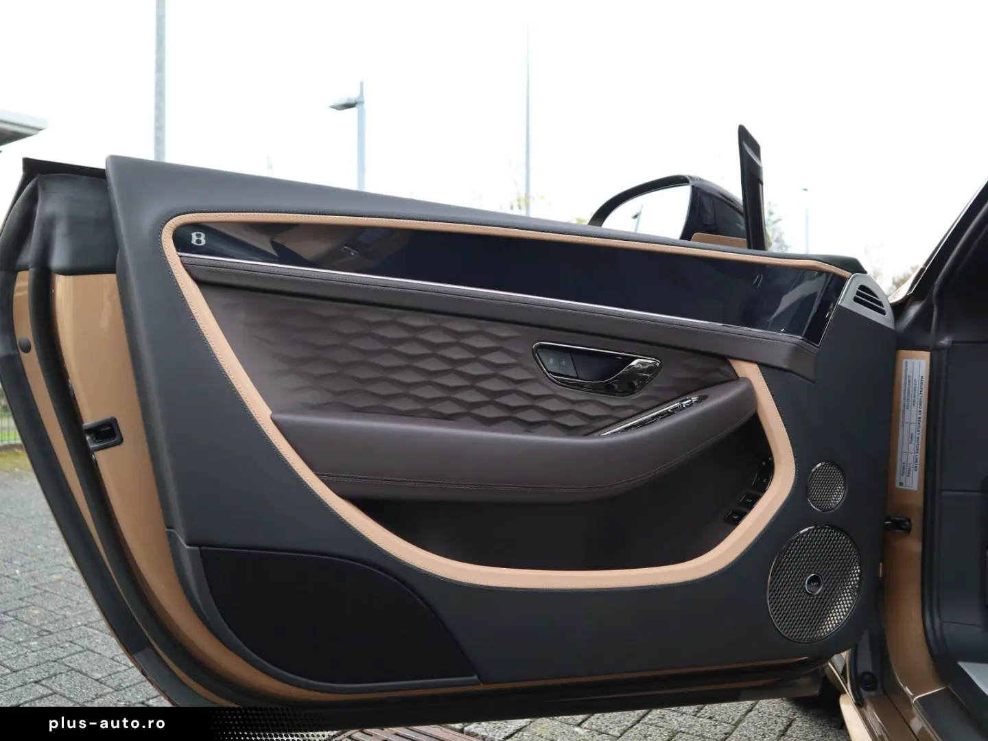 BENTLEY Continental GTC V8 Hybrid Mulliner