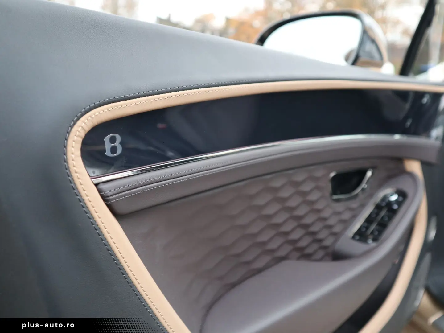 BENTLEY Continental GTC V8 Hybrid Mulliner