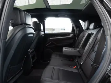 Porsche Cayenne E-Hybrid HA-Lenk HeadUp Luft