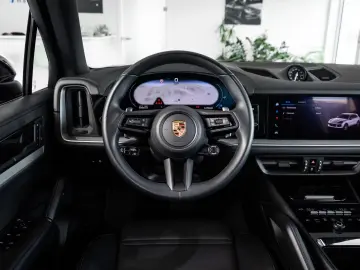 Porsche Cayenne E-Hybrid HA-Lenk HeadUp Luft