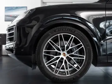 Porsche Cayenne E-Hybrid HA-Lenk HeadUp Luft