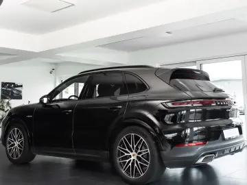 Porsche Cayenne E-Hybrid HA-Lenk HeadUp Luft